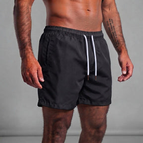 Short tactel masculino preto Overbeach, vista frontal